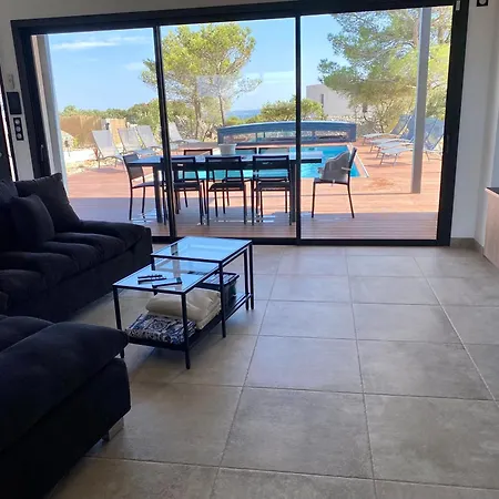 Moderne Piscine Privative Hauteurs De Nîmes