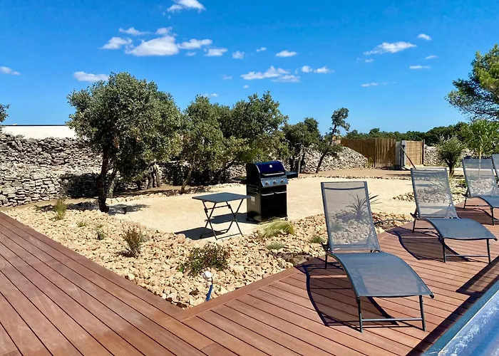 Moderne Piscine Privative Hauteurs De